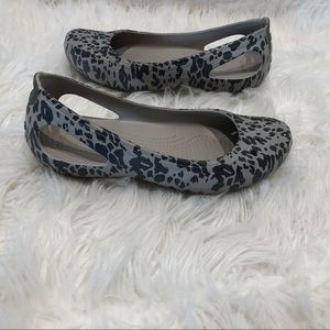 Crocs Kadee leopard printed flats